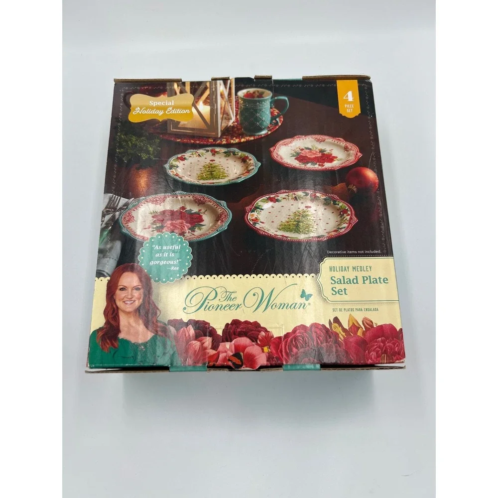 The Pioneer Woman Holiday Medley Salad Plate Set 4 Piece Christmas Tree 8.5 Inch